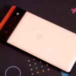 Google Pixel phones will get a handy quick wallpaper switcher in Android 12L