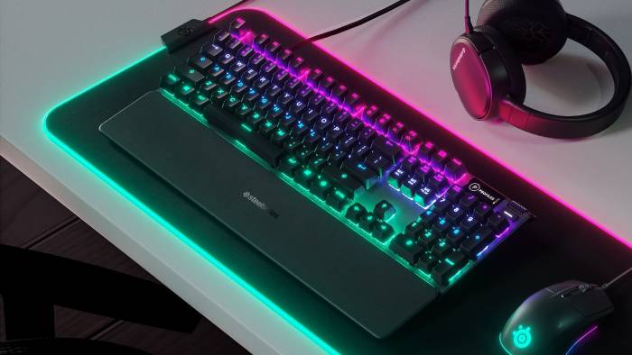 SteelSeries’ wireless mechanical keyboard allows for two things per action