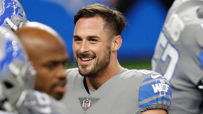 Danny Amendola, a longtime receiver, is leaving the NFL