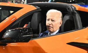 President Biden unveils $900 million for electric vehicle chargers at Detroit auto show