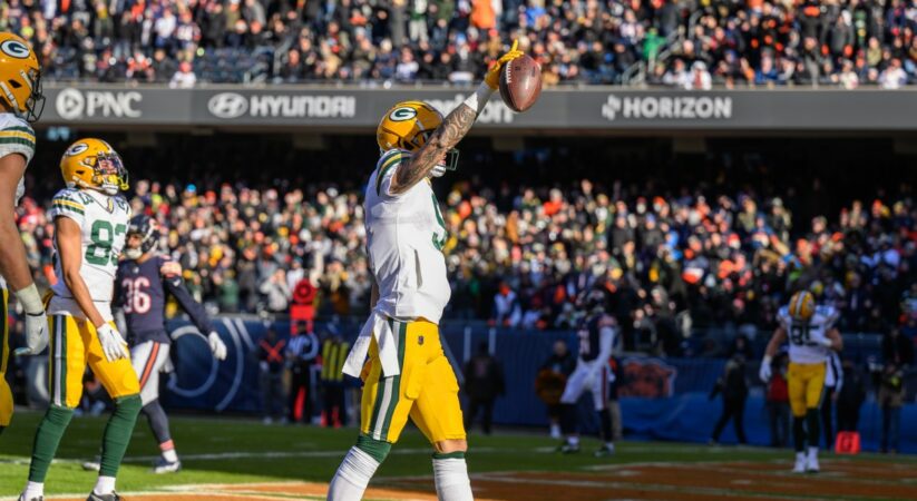 In franchise history, Packers win their 787th game, breaking the Bears’ previous record