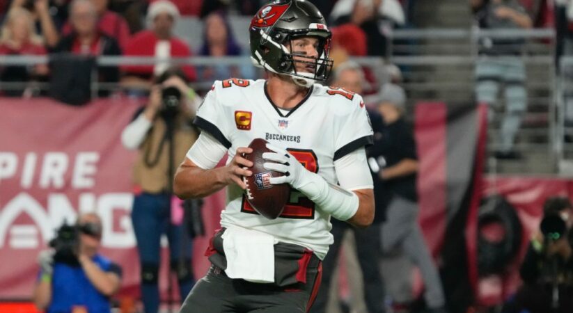 Tom Brady of the Buccaneers breaks a new season completions record