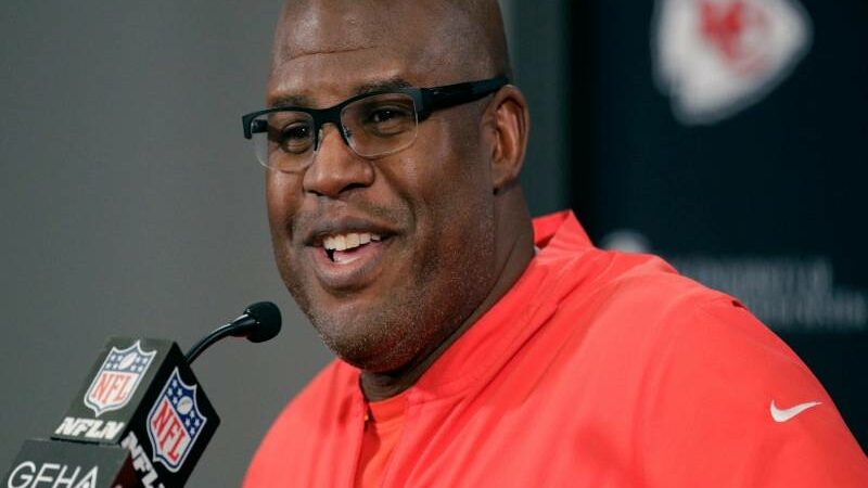 Washington Commanders agree to hire with Eric Bieniemy as their new OC