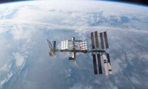 Russia approves to stay on board the International Space Station until 2028