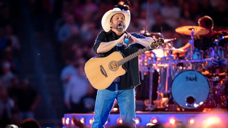 Here’s when Garth Brooks’ 14th studio album, “Time Traveller,” will be released