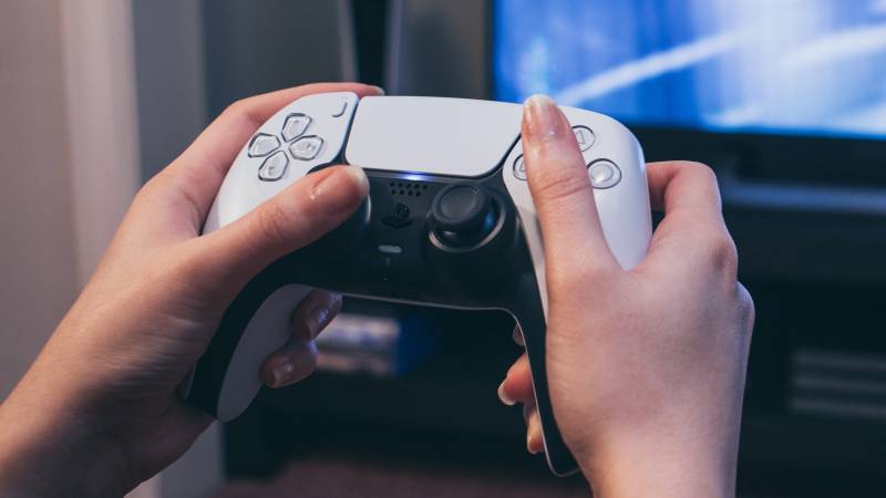 How to connect a PlayStation 5 Controller to any device