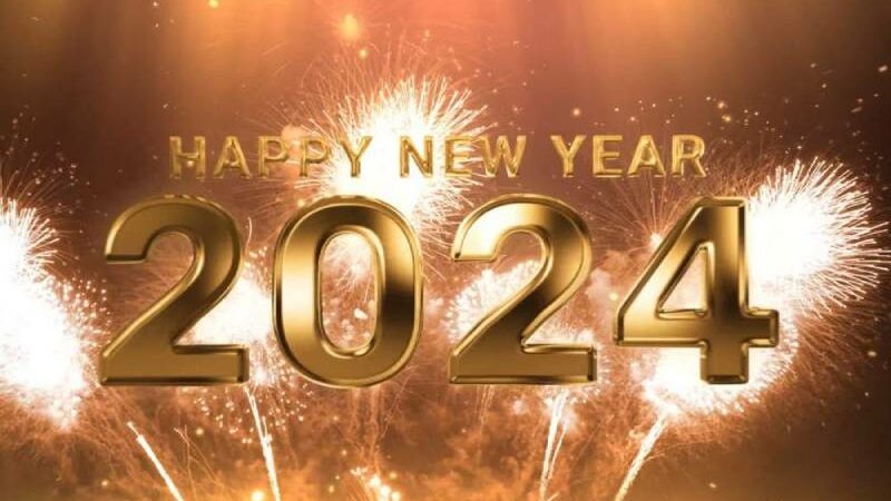 2024 New Year’s Eve: Here’s How to celebrate New Year With Loved Ones at Home