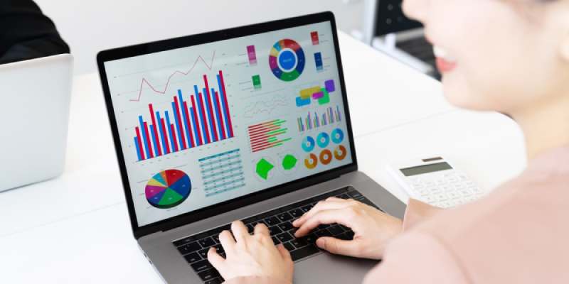 The Top 5 Tools for Business Analytics in 2024
