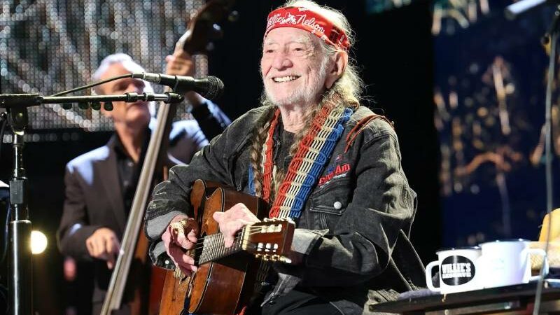 Bob Dylan will perform with Willie Nelson in 2024 at his Outlaw Music Fest