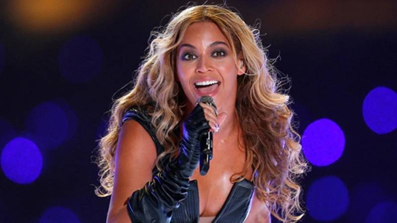 Beyoncé becomes the first Black woman to top on Billboard’s country music chart