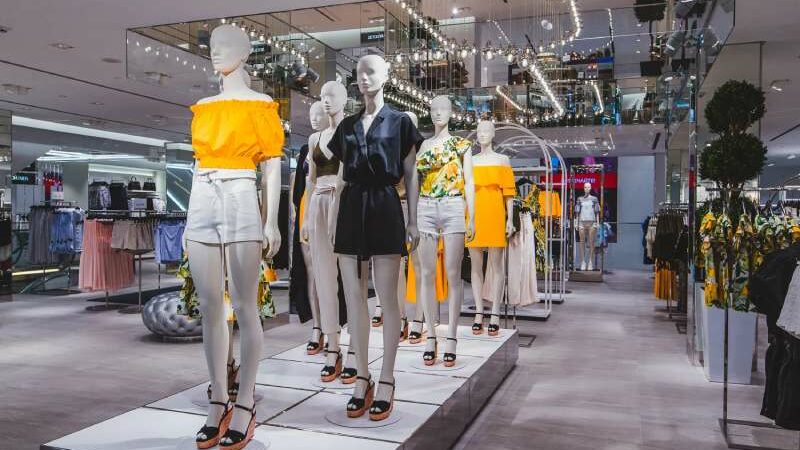 Top 10 Largest Fashion Companies in the World by 2024 Market Cap