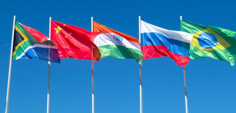 BRICS: An More Country officially Leaves the US Dollar