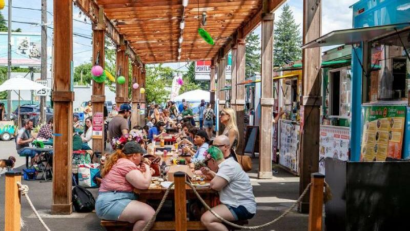 10 Top Cities for Food and Drinks in the US