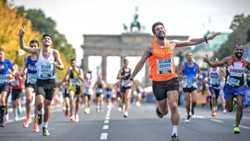 How to Watch BMW Berlin-Marathon 2025 Live: TV Channels & Streaming Guide