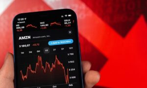 Amazon Leads $1T Big Tech Rout as AI Bubble Fears Spark Sell-Off